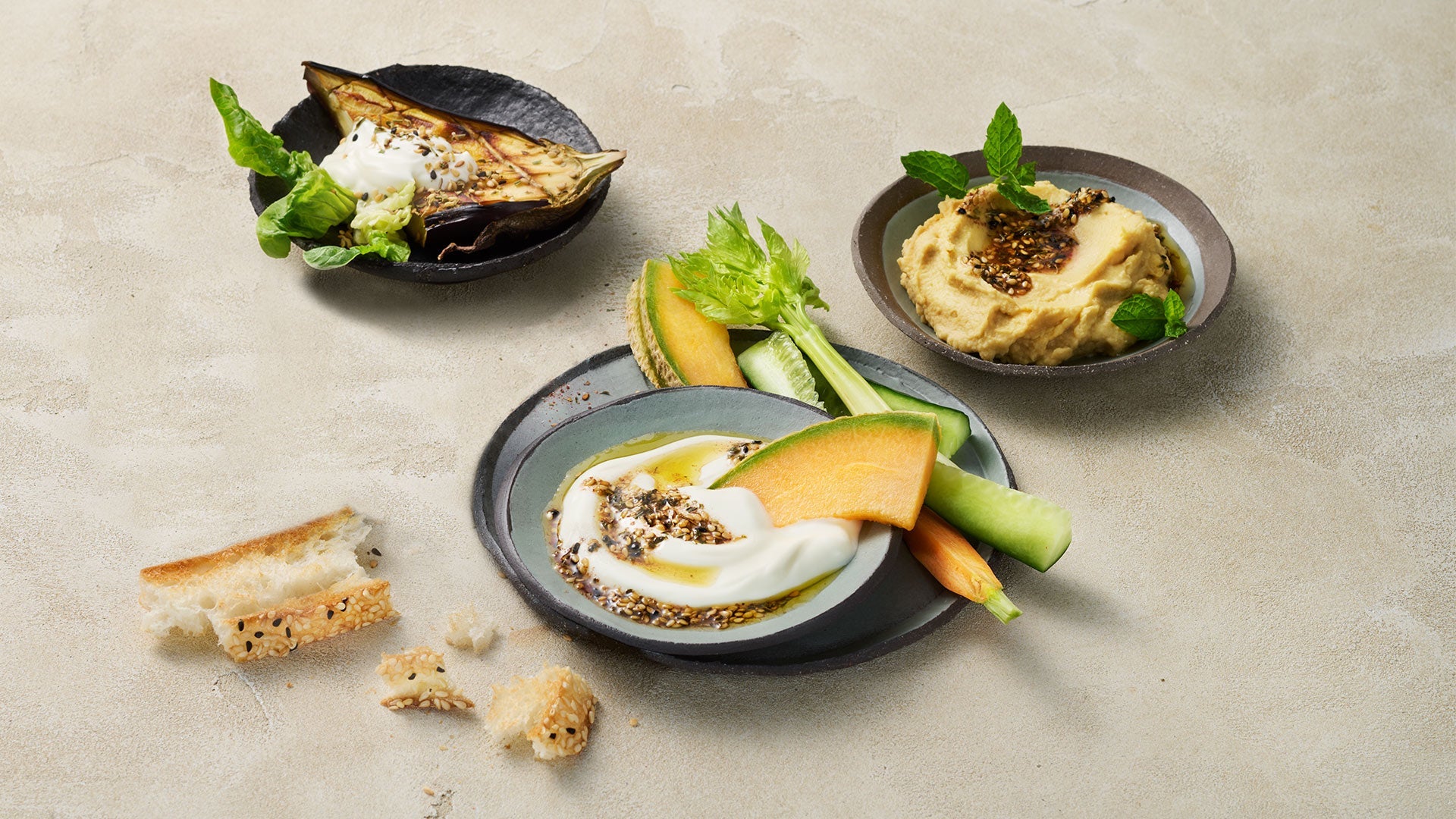 Dip und Mini-Meze mit ZA’ATAR