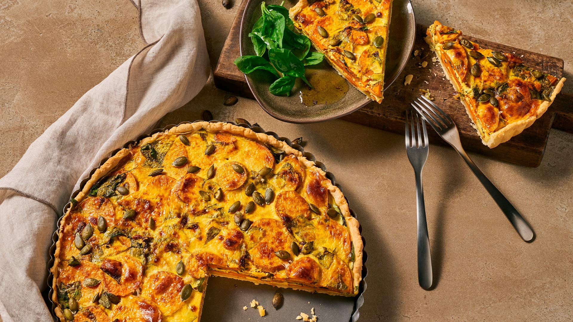Süßkartoffel-Quiche mit KÜRBISKÖNIG