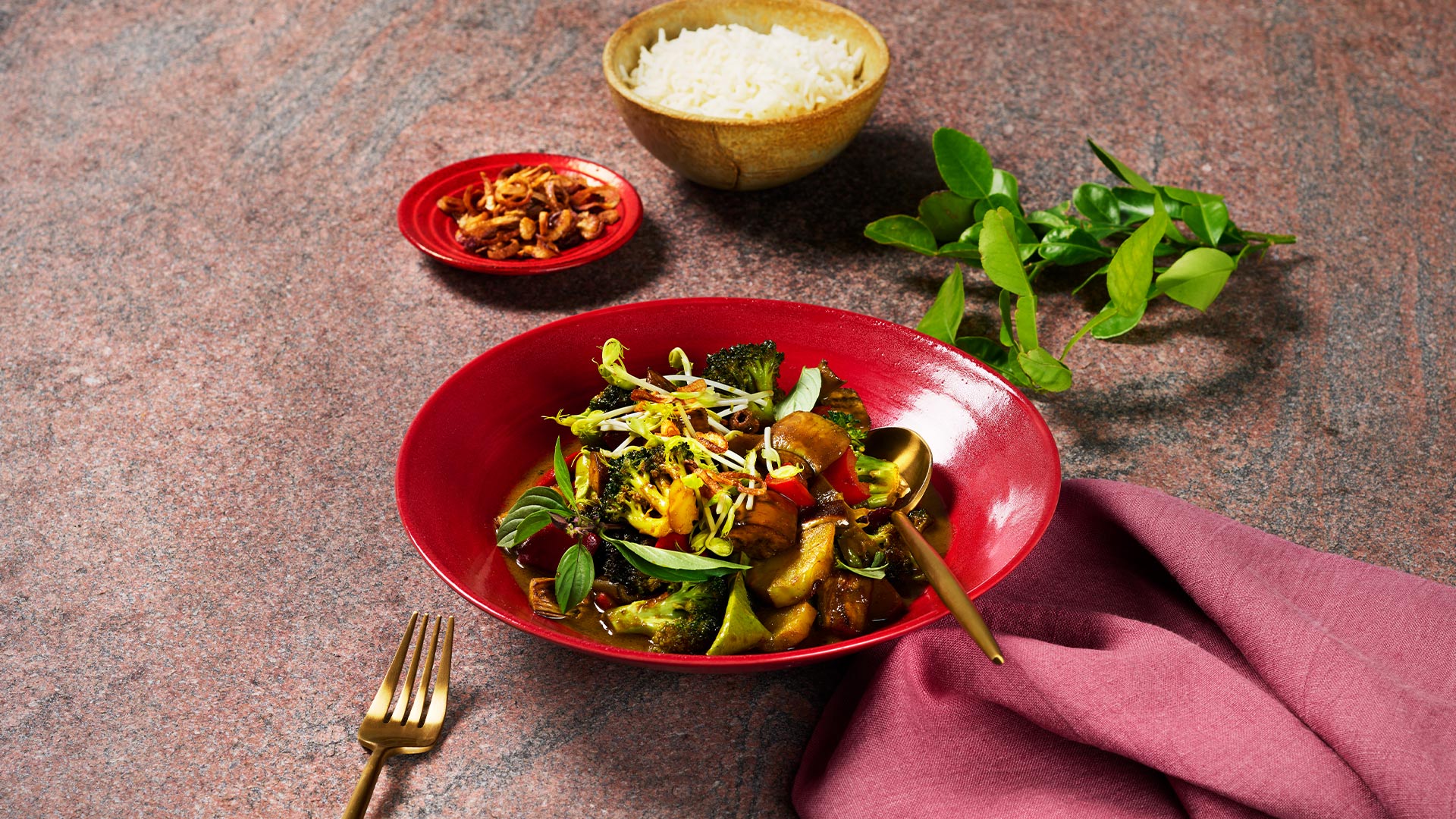 Rotes Thai-Curry mit RED HOT CHILI