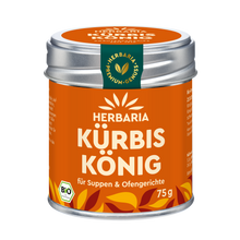 "Herbaria Kürbiskönig Bio-Gewürzzubereitung in der Weißblechdose für Kürbisgerichte wie Suppen und Eintöpfe."